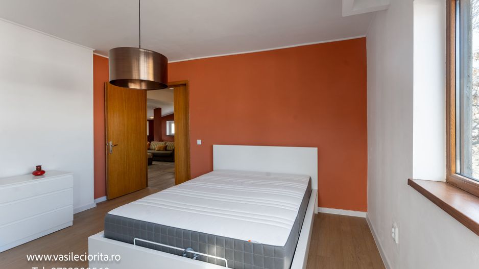 Apartament 3 camere str.Popa Nan,renovat 155000 eur - Poză 6