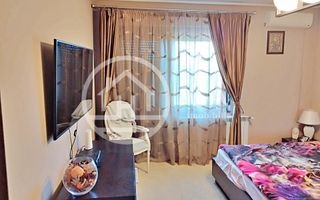 Casa de vânzare cu 5 camere in zona Iosia, Oradea - Poză 12