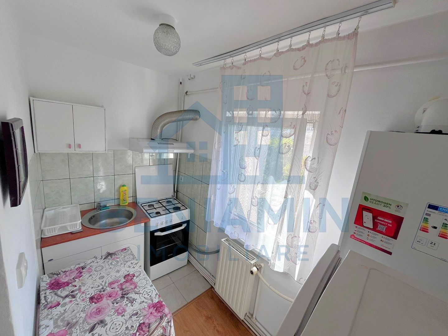 Garsoniera-Centrala Termica-1 Mai Bulevard-etaj 3-Disponibila imediat - Poză 3