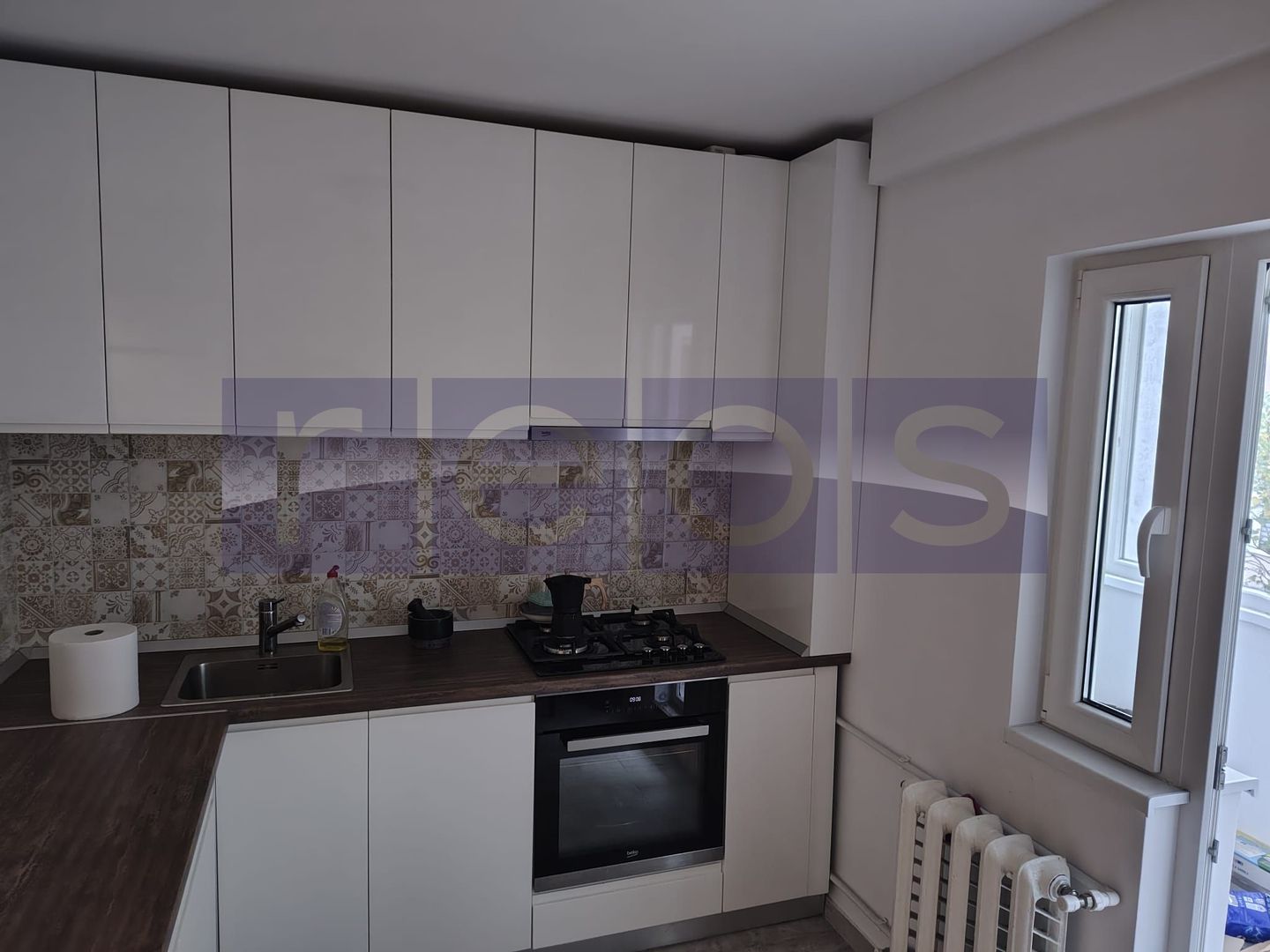 VANZARE 3 CAMERE I DECOMANDAT I FOARTE SPATIOS I MOBILAT I GORJULUI - Poză 4