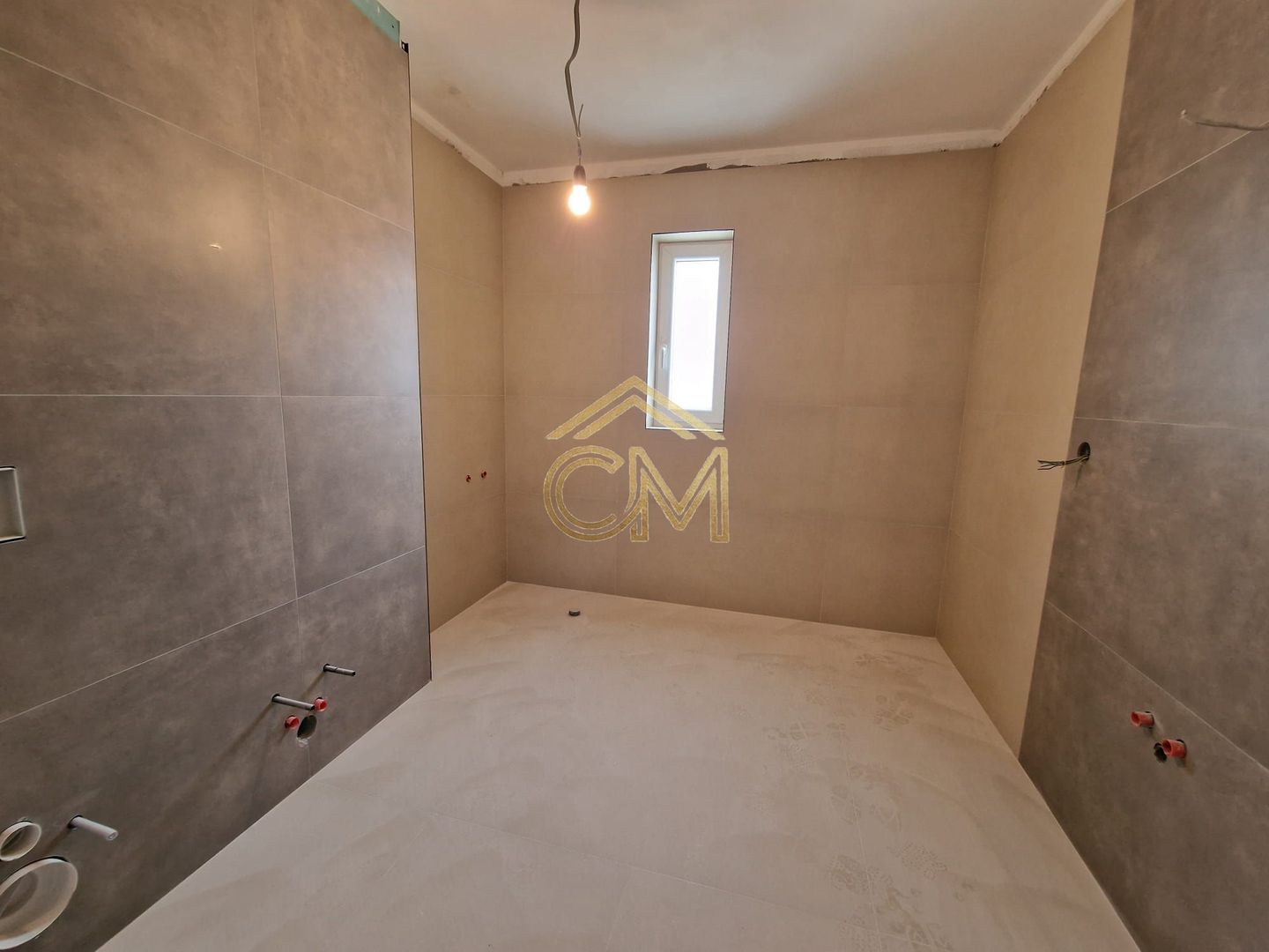 Casă 4 Camere - 110 MPU - 264 MP Teren - La Cheie - Poză 9