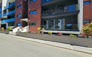 Apartament Sibiu central 3 camere, 2bai, lift garaj NOU - Poză 14