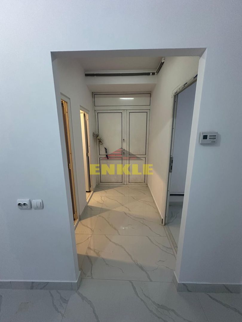 DE ÎNCHIRIAT – SPAȚIU COMERCIAL ULTRACENTRAL - Poză 4