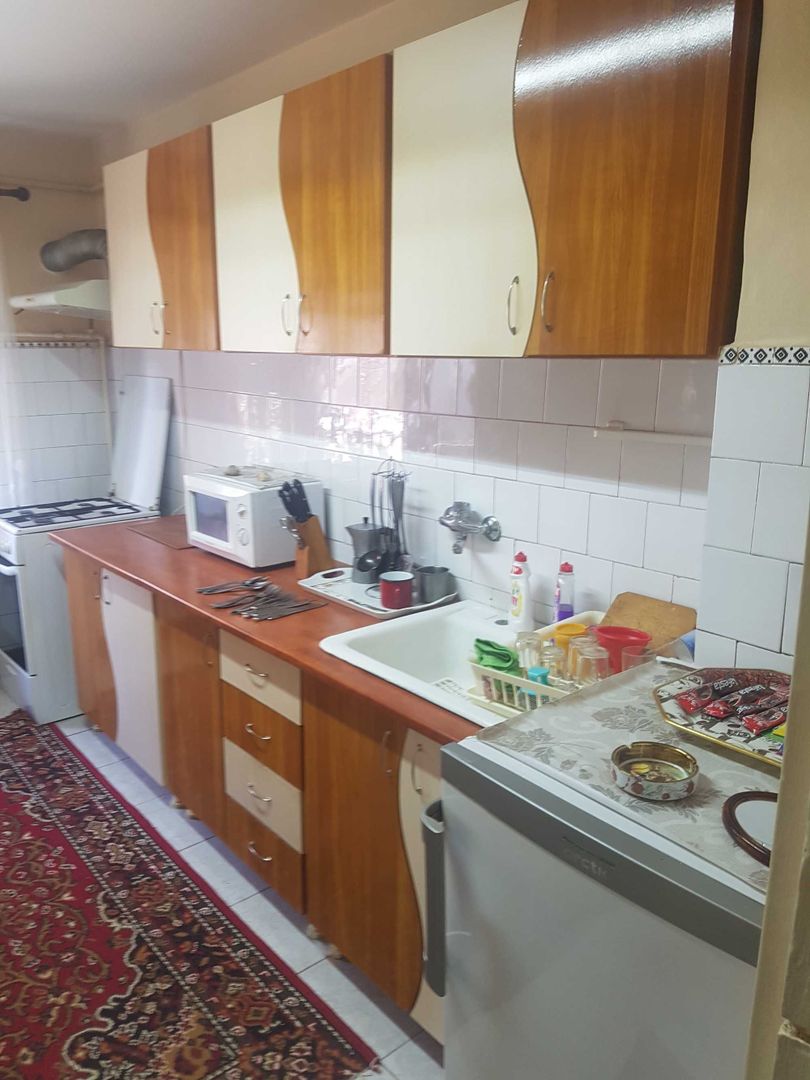 BRASADAS vinde ap 3 cam Carpati 2, la parter. - Poză 4