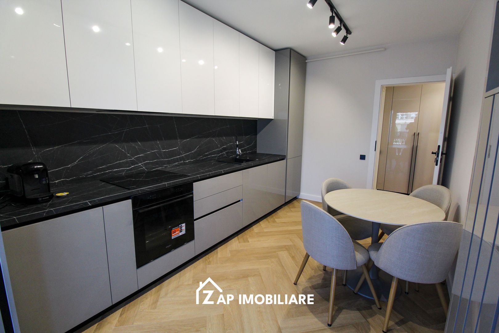 Tudor - Apartament Super Premium 2 Camere - Finisat Lux - Parc - Poză 2