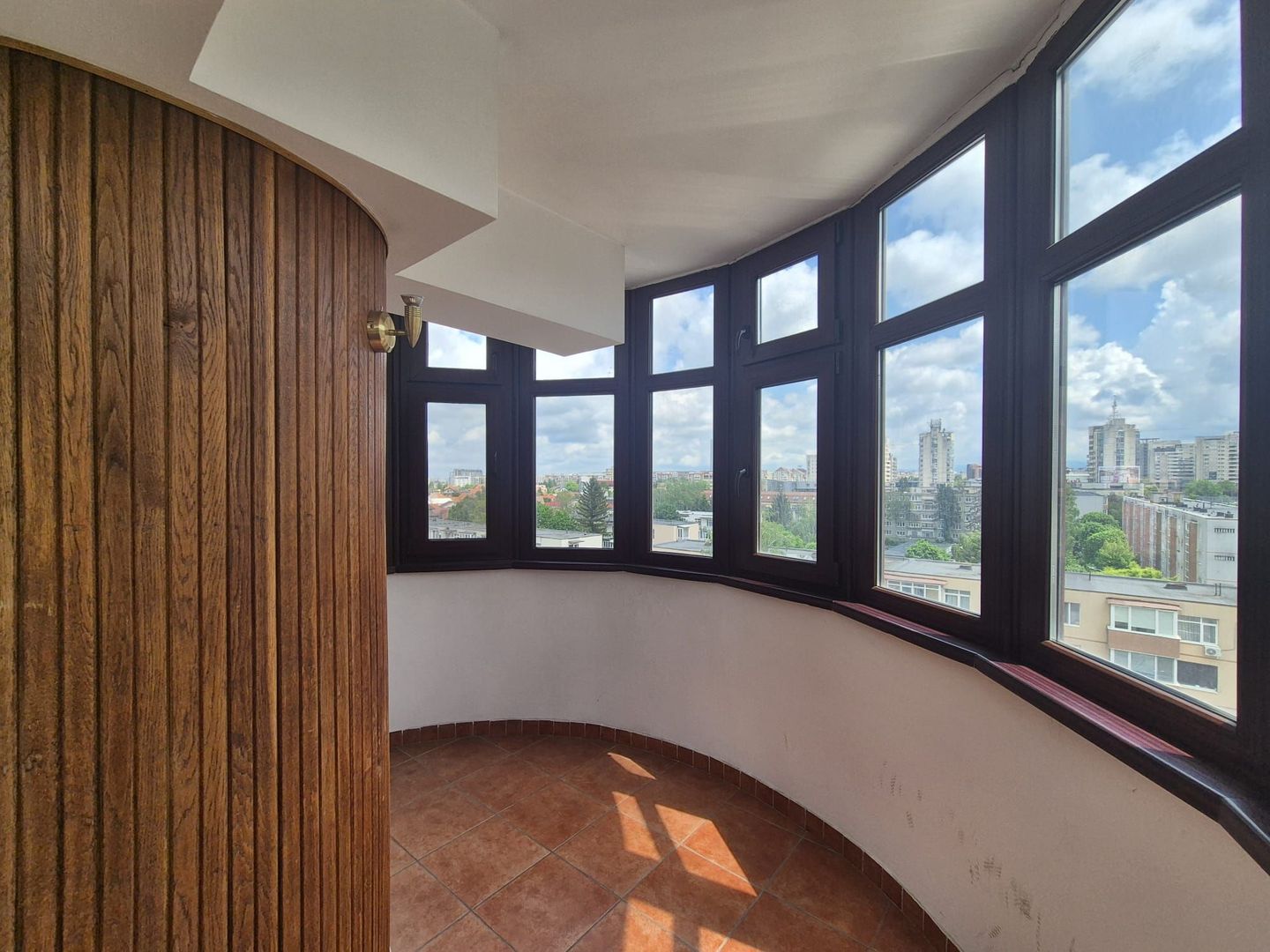 Onix, apartament cu priveliste spre Tâmpa - Poză 4