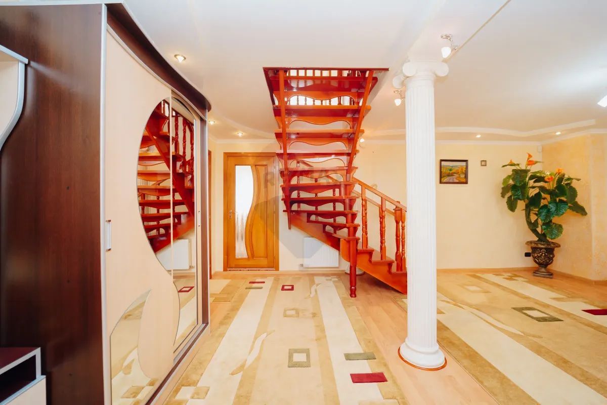 De Vinzare Casa în 2 nivele or. Orhei, - Poză 9