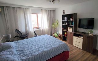 Vila 290mp + 4 spatii comerciale/chiriasi /depozitare, teren 1401 mp, acces DN1 - Poză 14