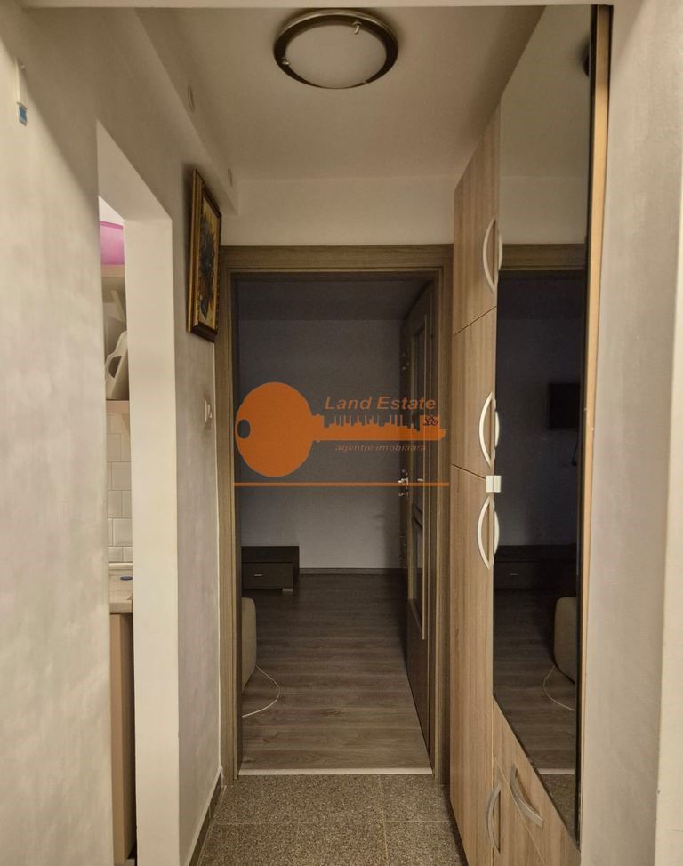 Apartament cu 2 camere la un minut distanta de metrou Râul Doamnei - Poză 13