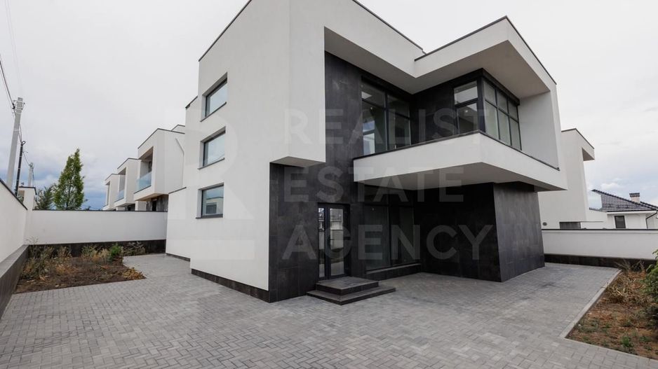 Casă , Hitech, 180 mp, str. Alexandru Donici, Durlești - Poză 2