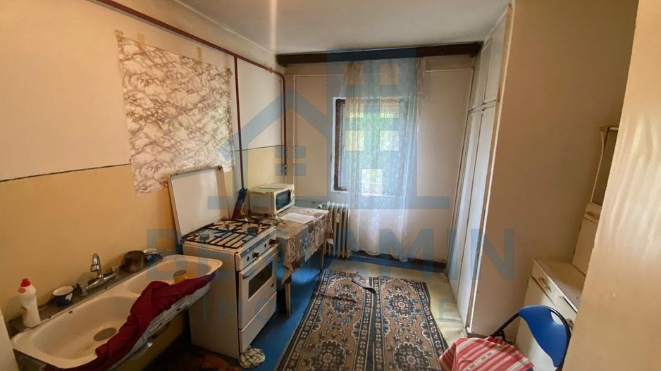 Apartament 2 camere semidecomandat spatios 56mp Rovine MOL - Poză 3