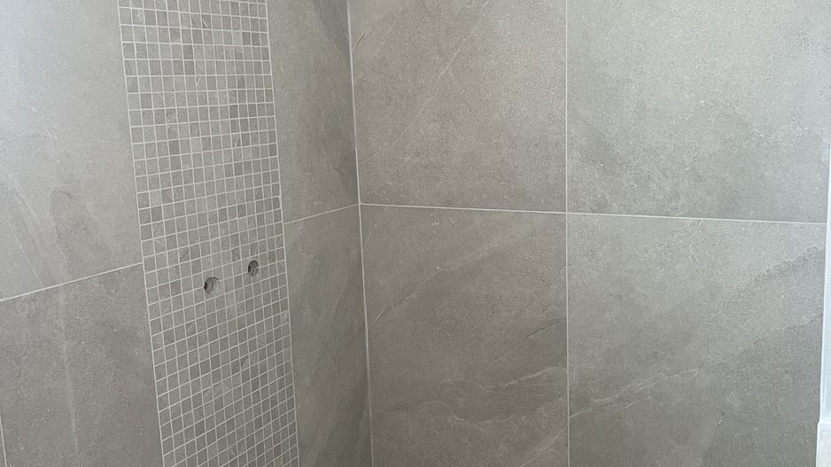 Jumătate de duplex premium, 120 mp utili, teren 256 mp, garaj și 3 dor - Poză 15
