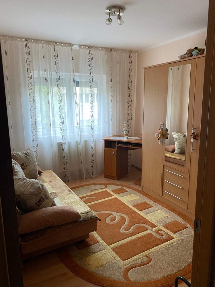 Apartament cu 4 camere Micro 17 - Poză 6