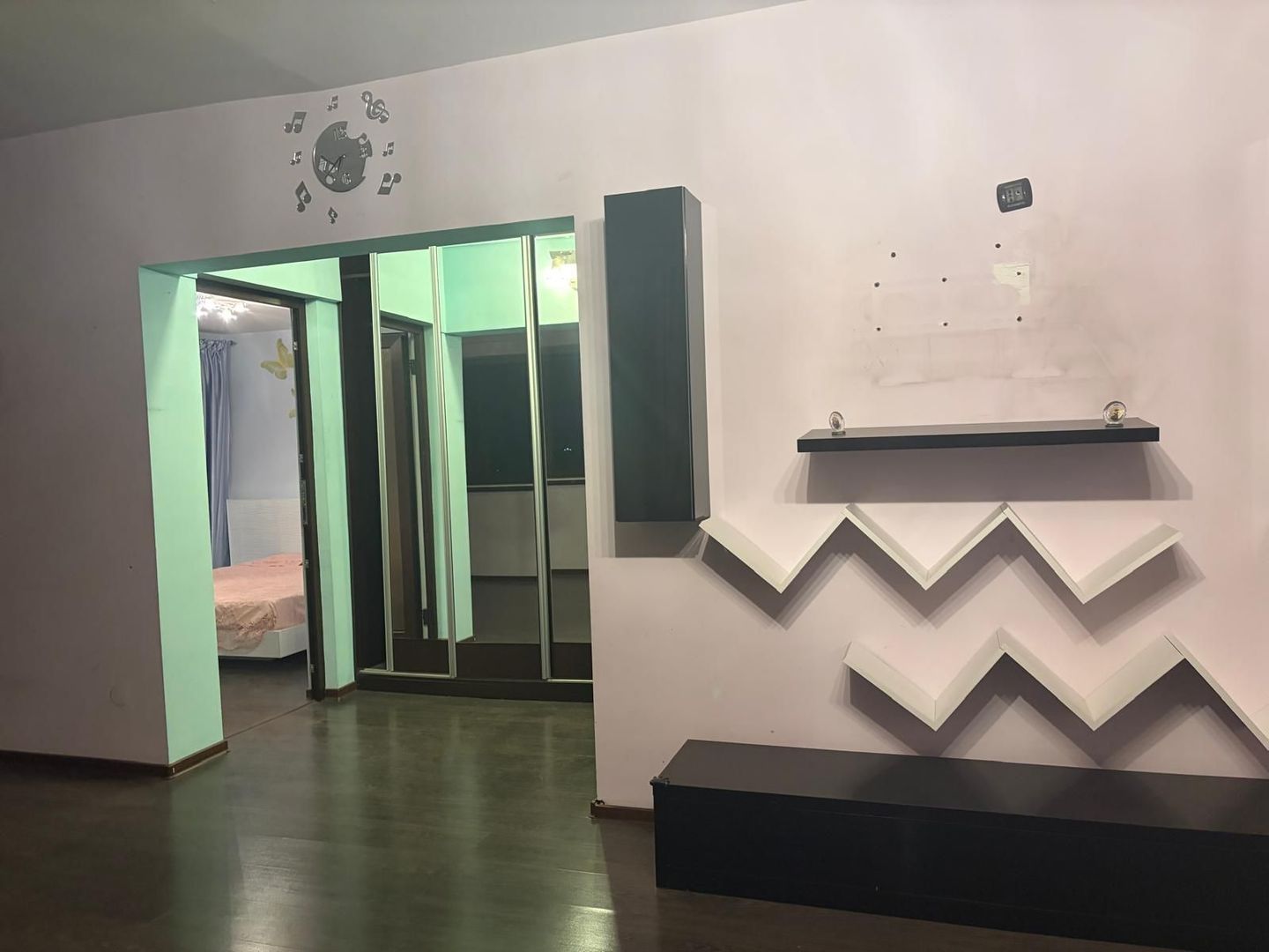 Apartament cu trei camere transformat in doua, Calea Grivitei - Poză 5