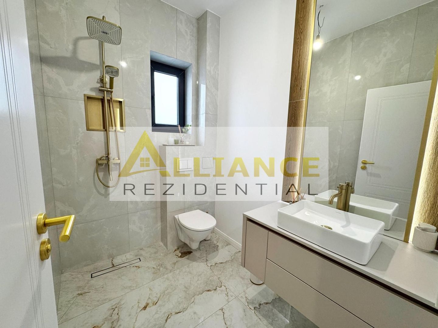 Vila individuala P+M-386 mp teren-incalzire in pardoseala - Poză 9