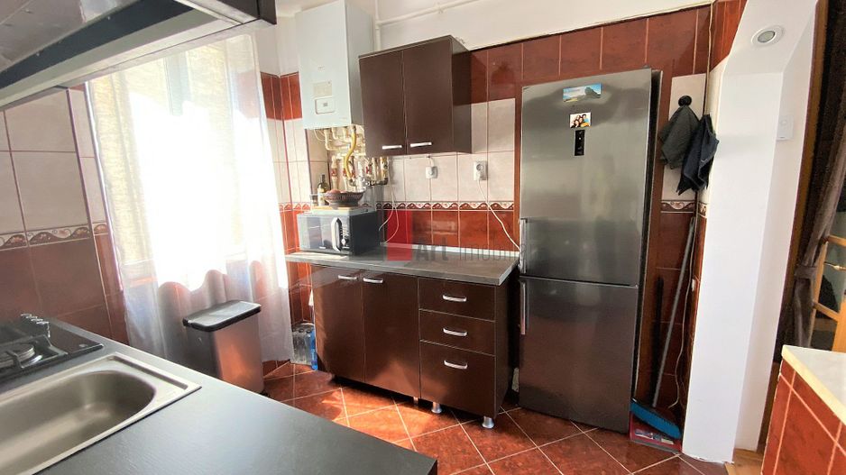 Apartament 3 camere in vila, curte comuna - Calea Mosilor - Poză 13