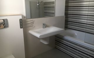 APARTAMENNT DEOSEBIT CU 3 CAMERE LA INCHIRIERE LANGA PARCUL KISELEFF - Poză 8