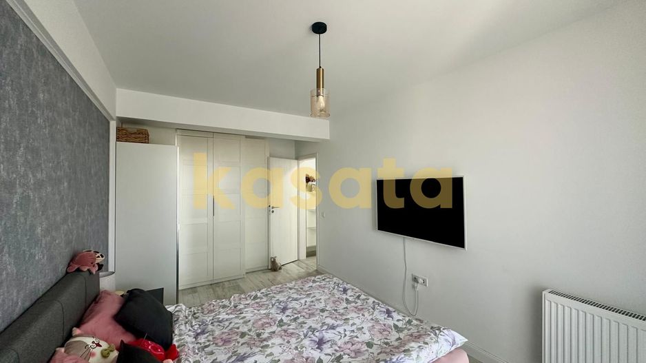 2 camere vanzare, luminos, loc de parcare - Poză 6