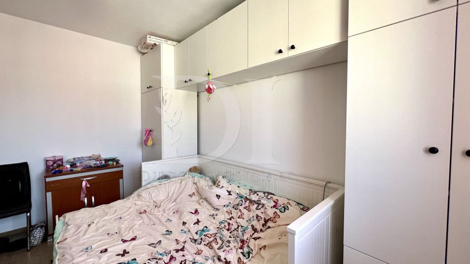 Apartament trei camere / Parcare / Zona Terra - Poză 2