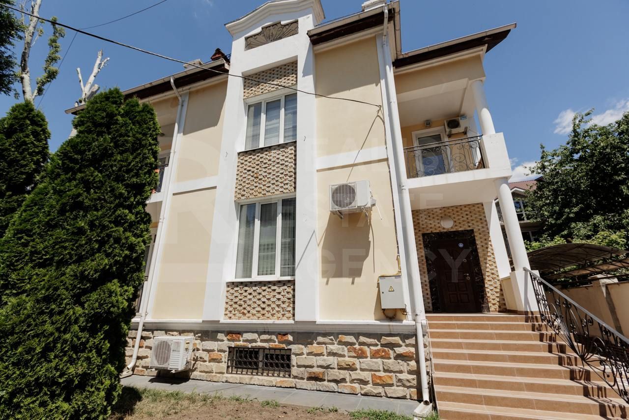 Chirie,oficiu, 520 mp, str. 31 August, Buiucani - Poză 1