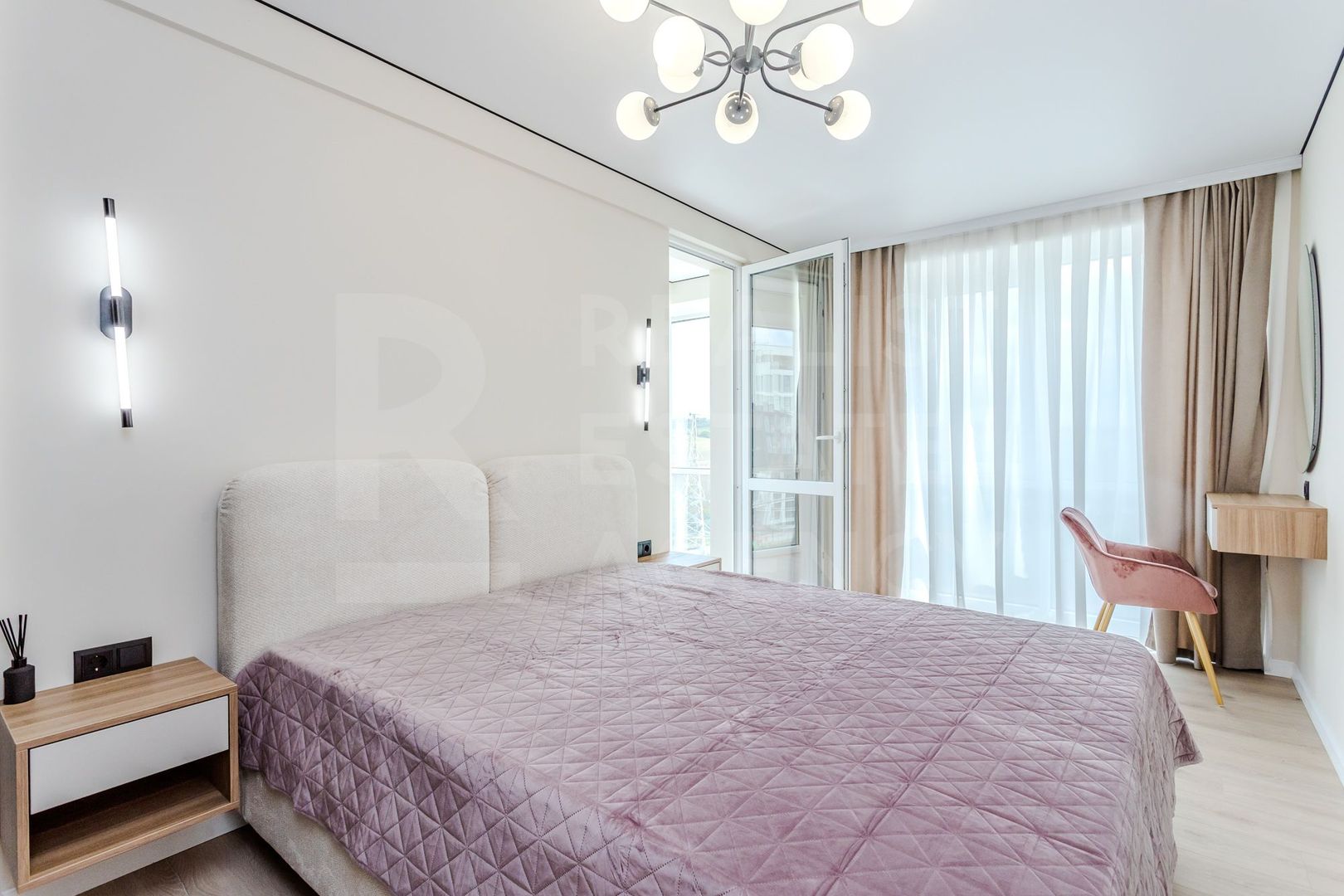 Vânzare, 3 camere, Strada Nicolae Milescu Spătarul, Ciocana - Poză 9