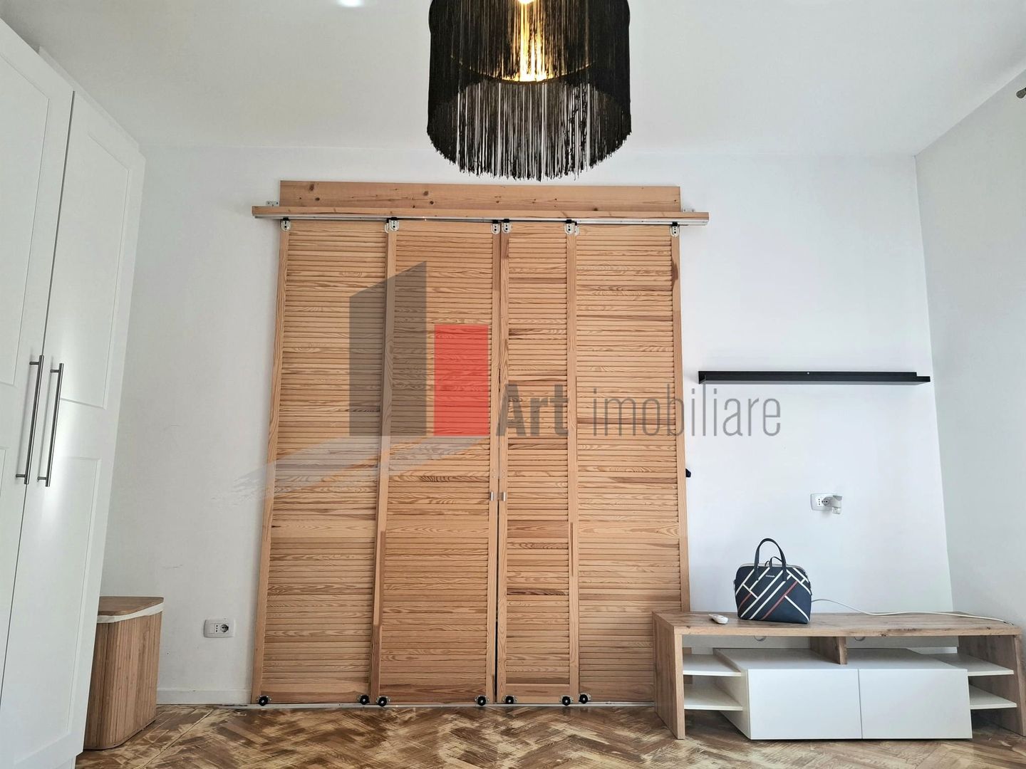 Studio modern, 32 mp,+ 20 mp anexe, zona Parcul Carol-Parlament - Poză 8