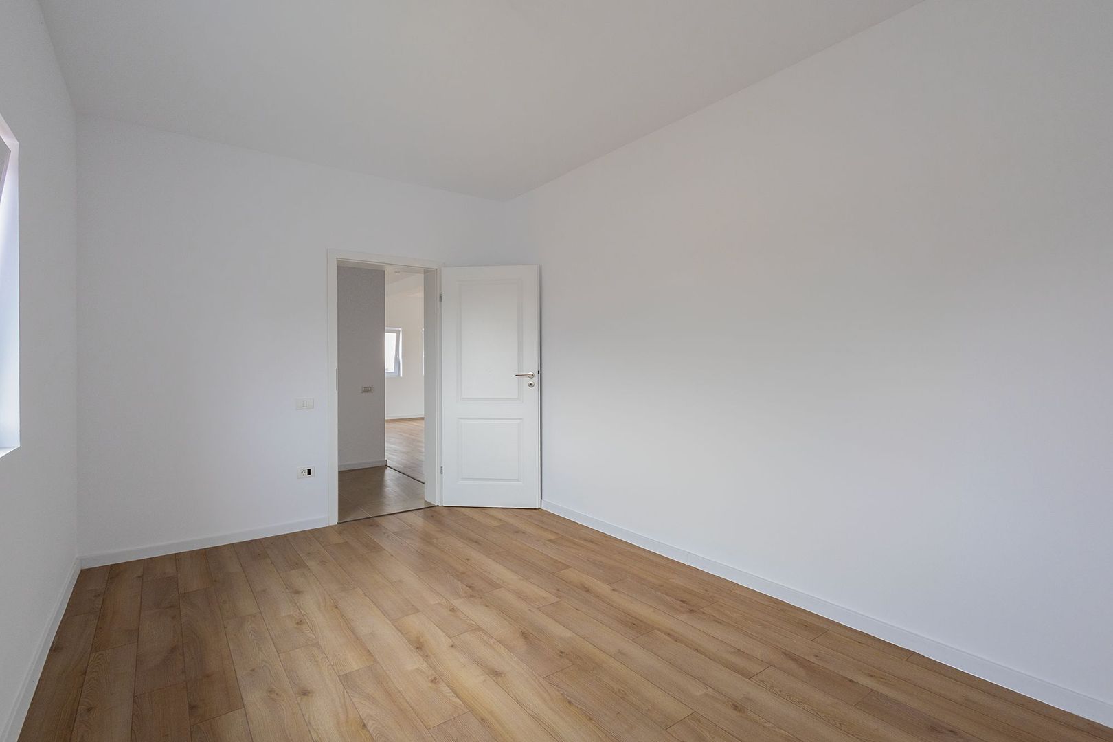 De vanzare | Casa Noua | 500mp Teren | 110mp Utili | TVA 0 | Sacalaz - Poză 15