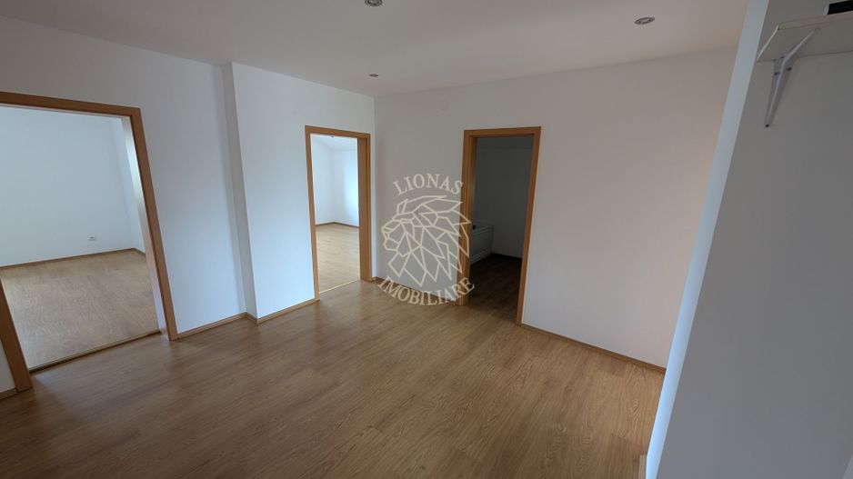 Apartament 4 camere 120 mp con.-3 terase-parcare-et 1-Libertatii - Poză 1