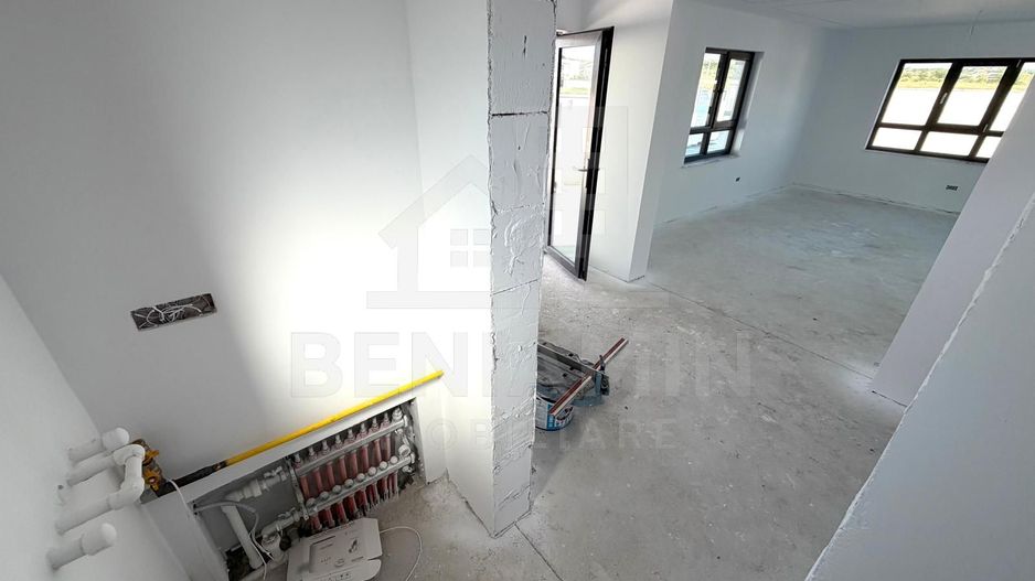 Casa noua moderna P+1 zona Ford cu incalzire in pardoseala 518mp - Poză 5