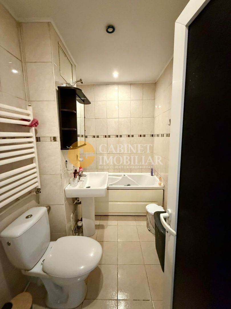 3 CAMERE DECOMANDAT--MOBILAT+UTILAT--ZONA GARII - Poză 8