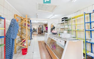 Casă+spaţiu comercial în Ghioroc, vânzare în rate - Poză 5