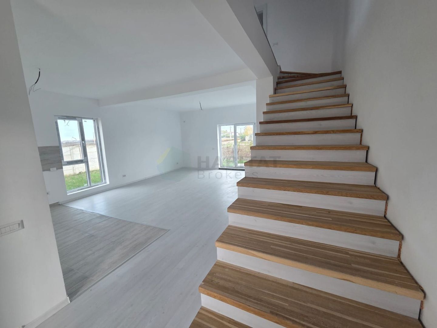 Casă Tip 2 (Duplex) de vânzare – Ivonco Residential, Tunari (str. Orientului) - Poză 3