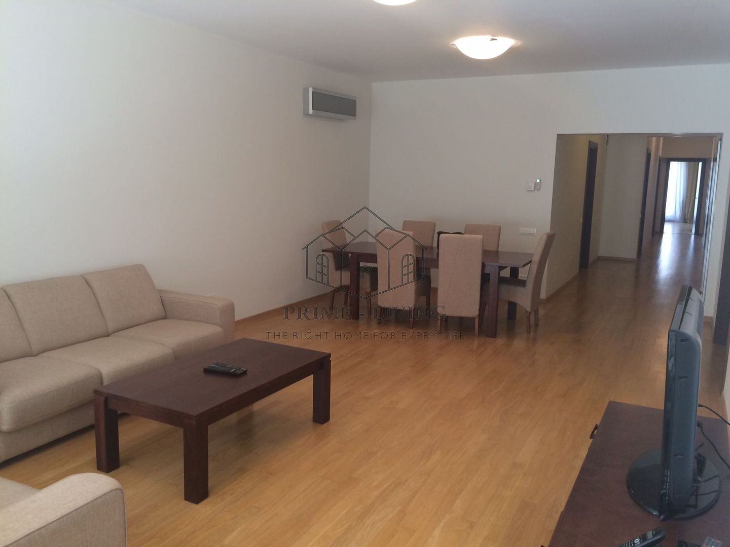 APARTAMENT SUPERB CU 4 CAMERE LA INCHIRIERE IN ZONA AVIATORILOR - Poză 1