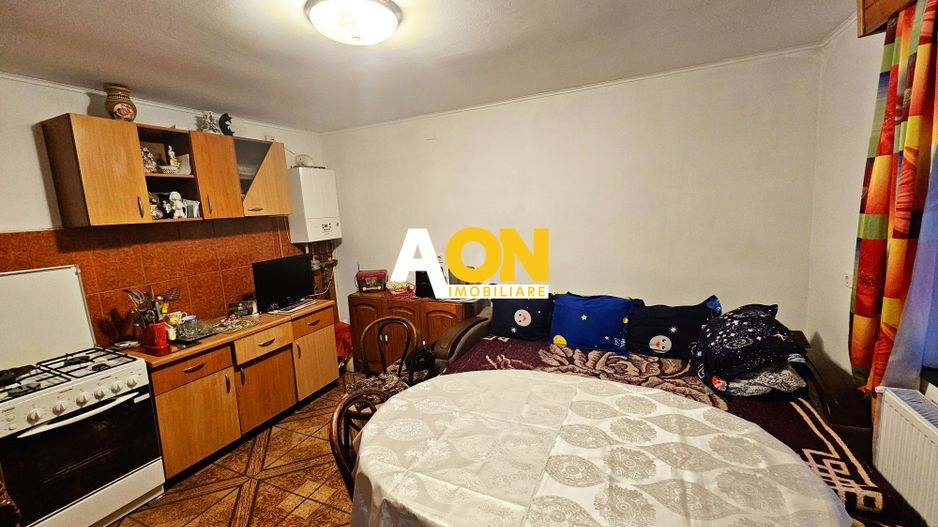 Casa cu doua corpuri, 5 camere, 1580 mp teren, Dealul Furcilor - Poză 19