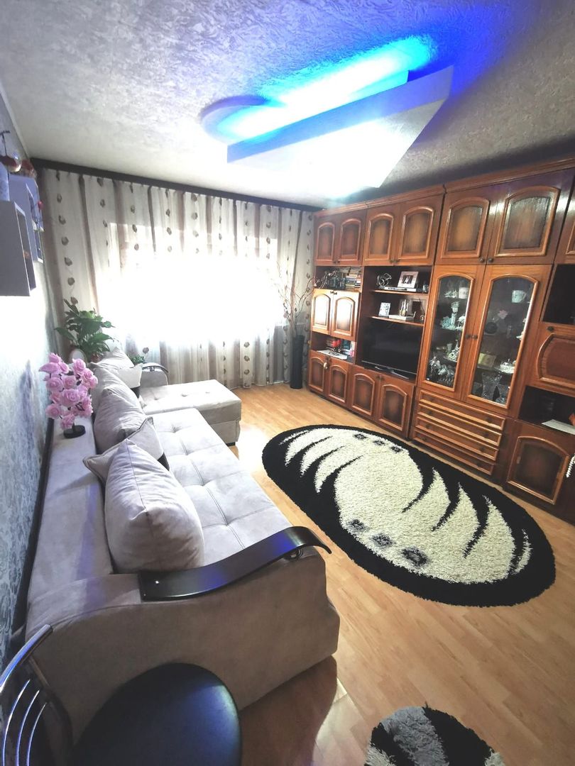 Apartament 2 camere de vânzare – Piața Centrală - Poză 1