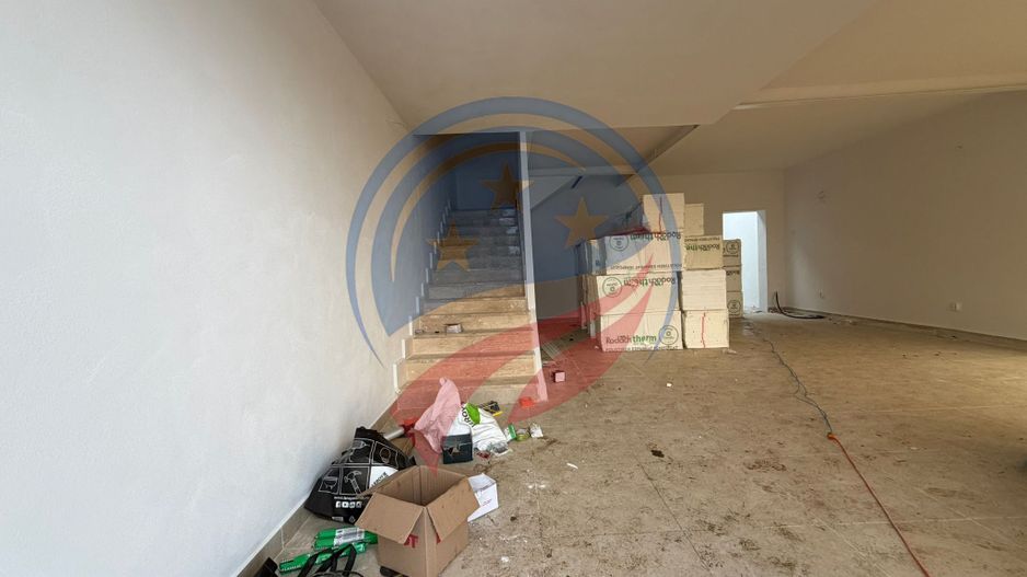 HALA SHOWROOM CENTURA NORD CALITATE SUPERIOARA - Poză 3