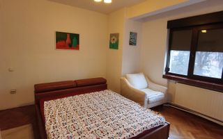 Apartament 3 camere Unirii, centrala proprie - Poză 3