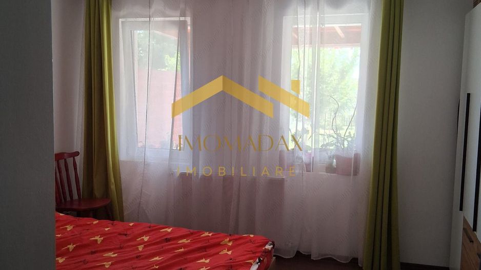 -Casa Individuala - 4 camere -teren generos - - Poză 12