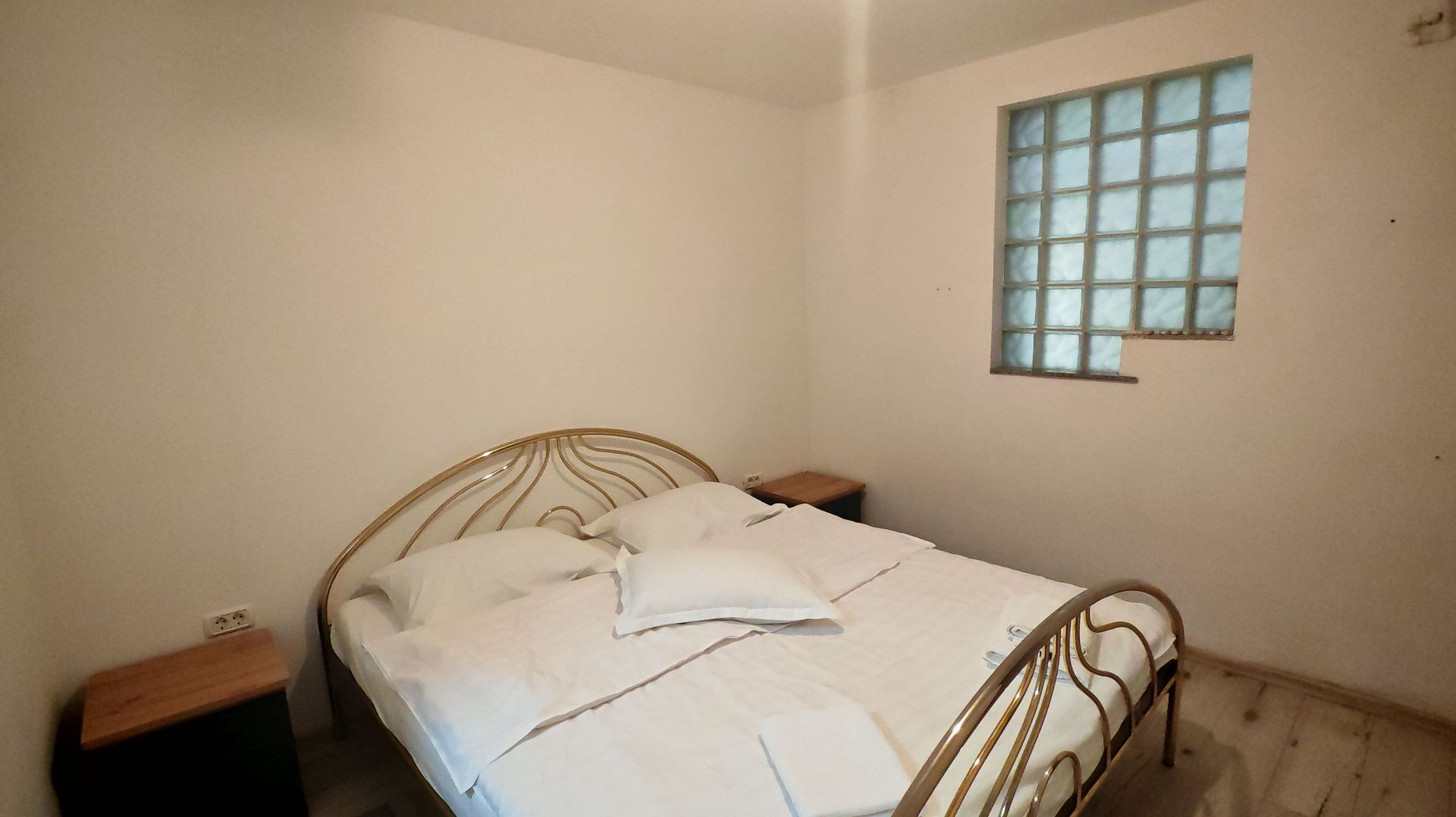 Studio situat in casa,mobilat, ASTRA 420 euro cu UTILITATI INCLUSE - Poză 23