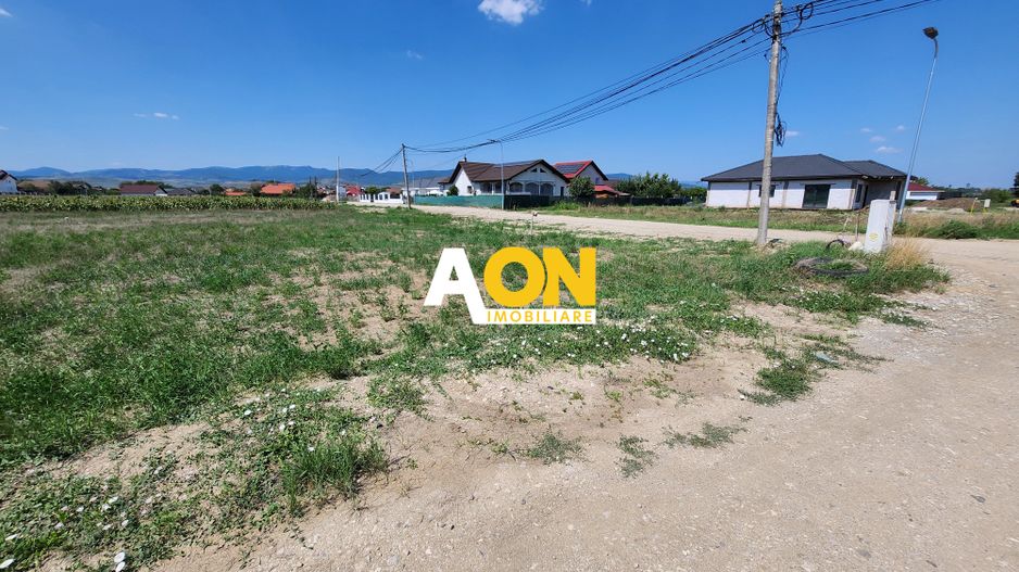 De vanzare teren intravilan 601mp, cu utilitati, Partos - Poză 2