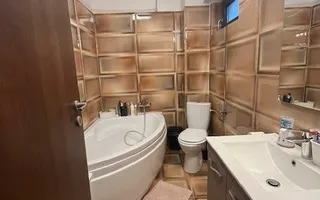 Casa 4 camere cu terasa si loc de parcare subteran - Poză 12