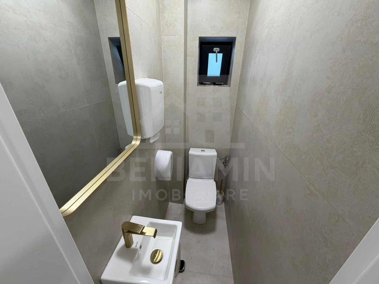 Spatiu modern cabinete medicale parter 50mp Toporasi Promenada - Poză 7