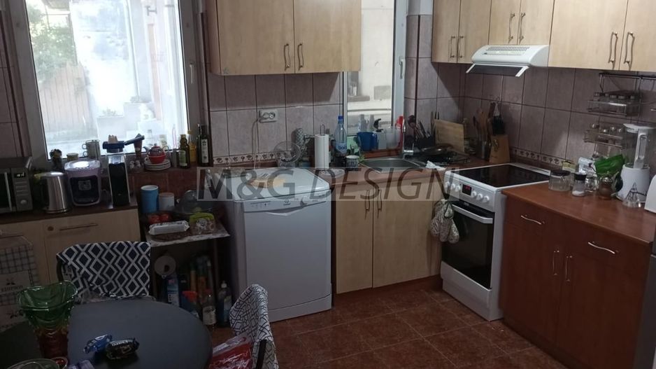 de vanzare casa mare  zona Brancoveanu suprafata utile 350 mp - Poză 14