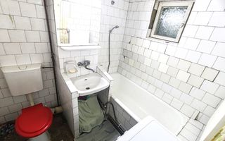 3 Camere, Central, Ideal pentru Familie, Liniste, An '81 - Poză 10