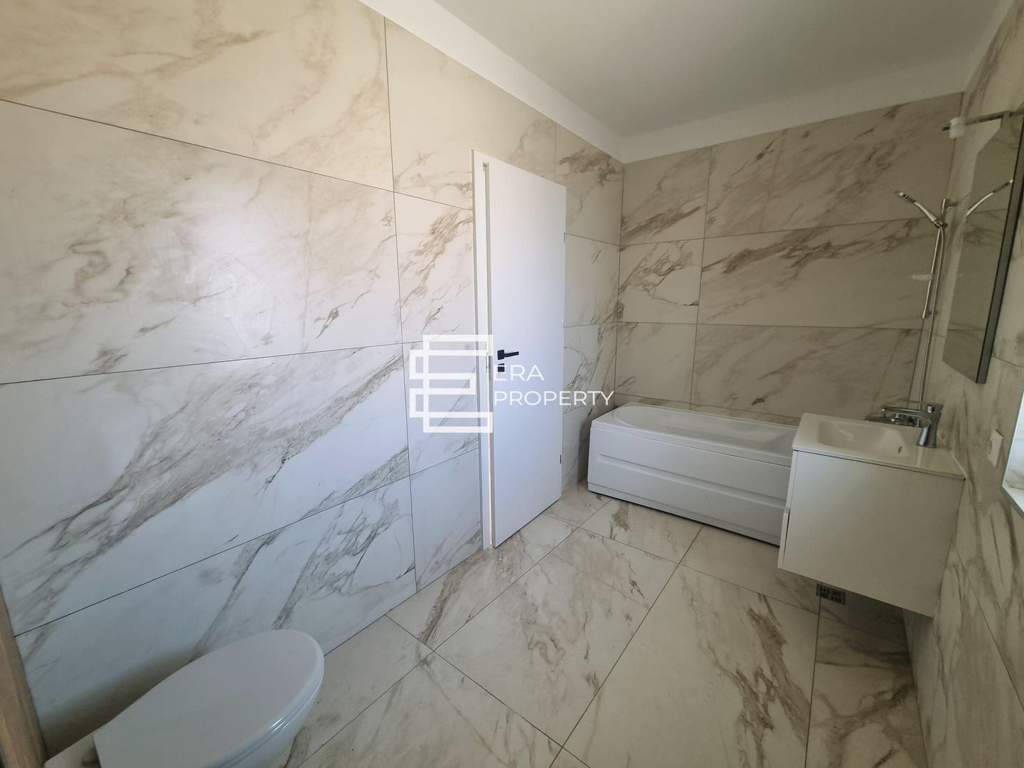 Apartament 3 camere 73 mp , Doamna Stanca, Selimbar - Poză 4