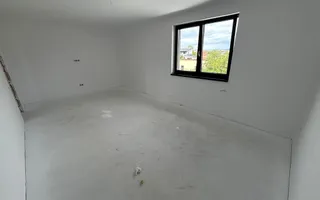 Casă INDIVIDUALĂ 5 camere cu PIVNIȚĂ și POD în Sibiu - Poză 16