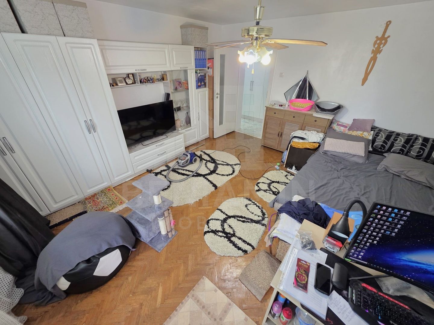 2 camere decomandat- etaj 2- 77mp- ultracentral - Ramada - Poză 2