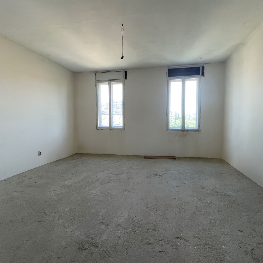 Casă spațioasă în Elisabetin - Poză 5