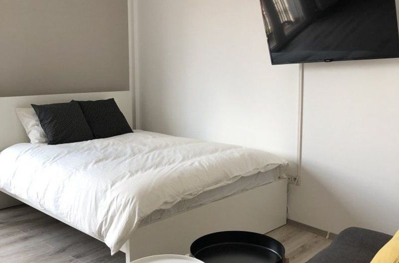 Universitate - 2 Dormitoare - Centrala Proprie - Poză 1