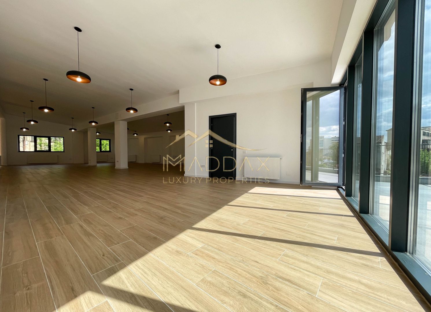 Spatiu comercial S+P // *362mp* // Victoriei - Poză 1